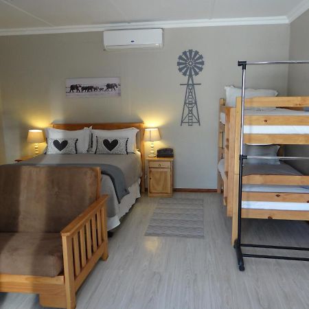 La Paix Guesthouse Beaufort West Esterno foto
