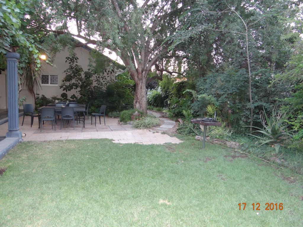 La Paix Guesthouse Beaufort West Esterno foto