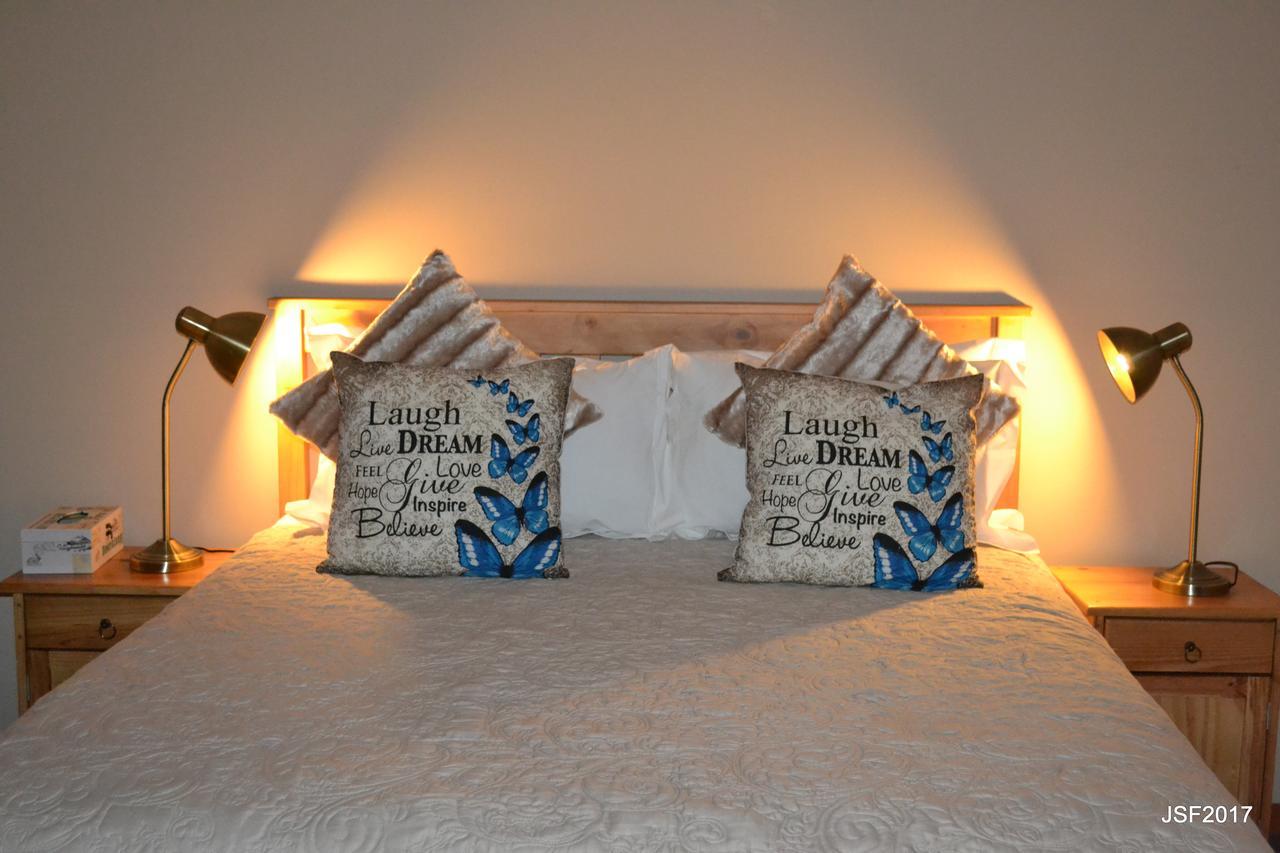 La Paix Guesthouse Beaufort West Esterno foto