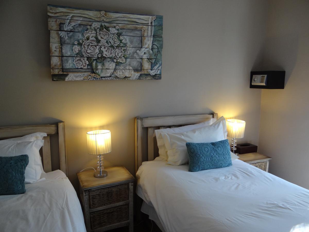 La Paix Guesthouse Beaufort West Esterno foto