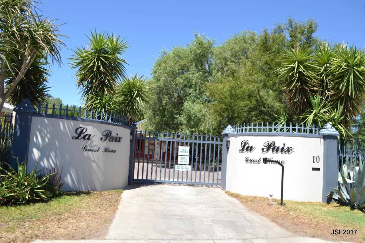 La Paix Guesthouse Beaufort West Esterno foto