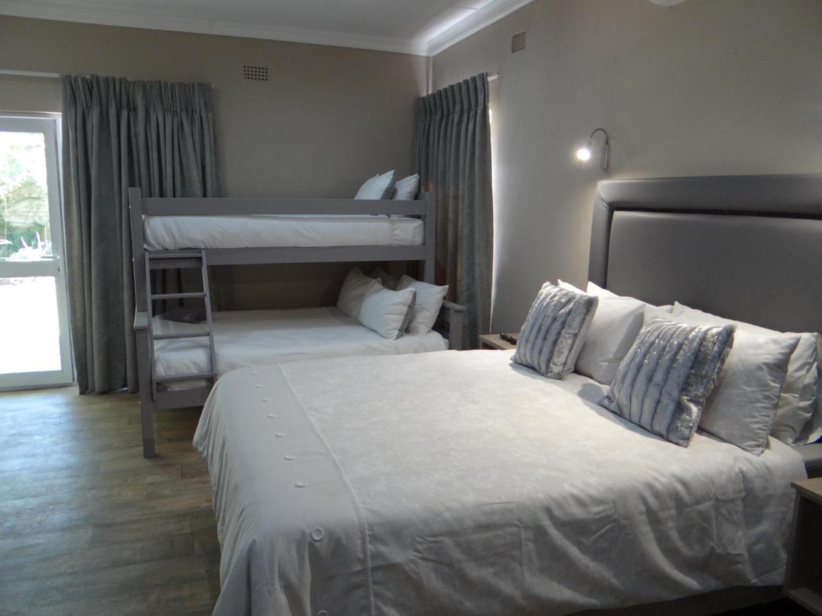La Paix Guesthouse Beaufort West Esterno foto