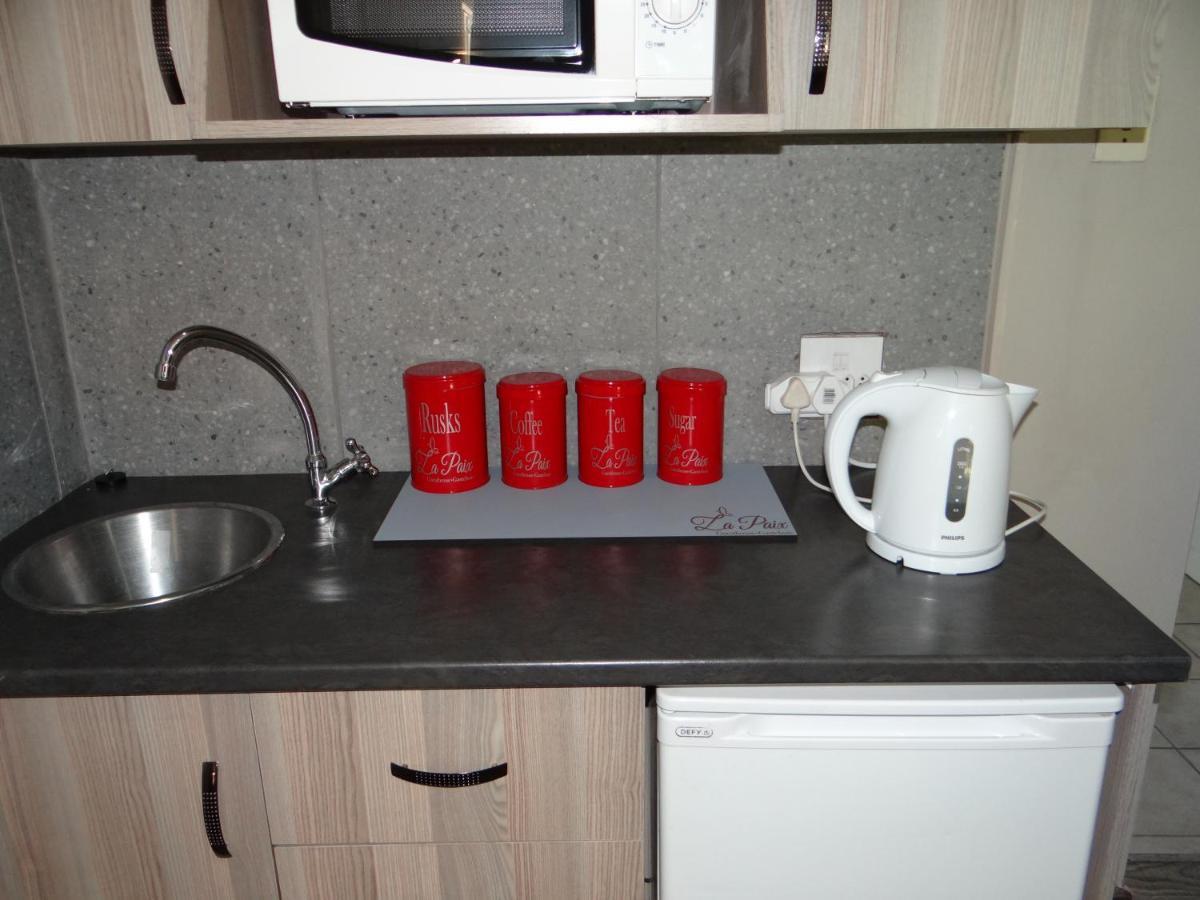 La Paix Guesthouse Beaufort West Esterno foto