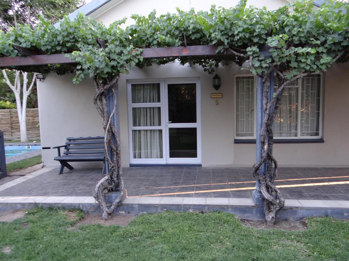 La Paix Guesthouse Beaufort West Esterno foto