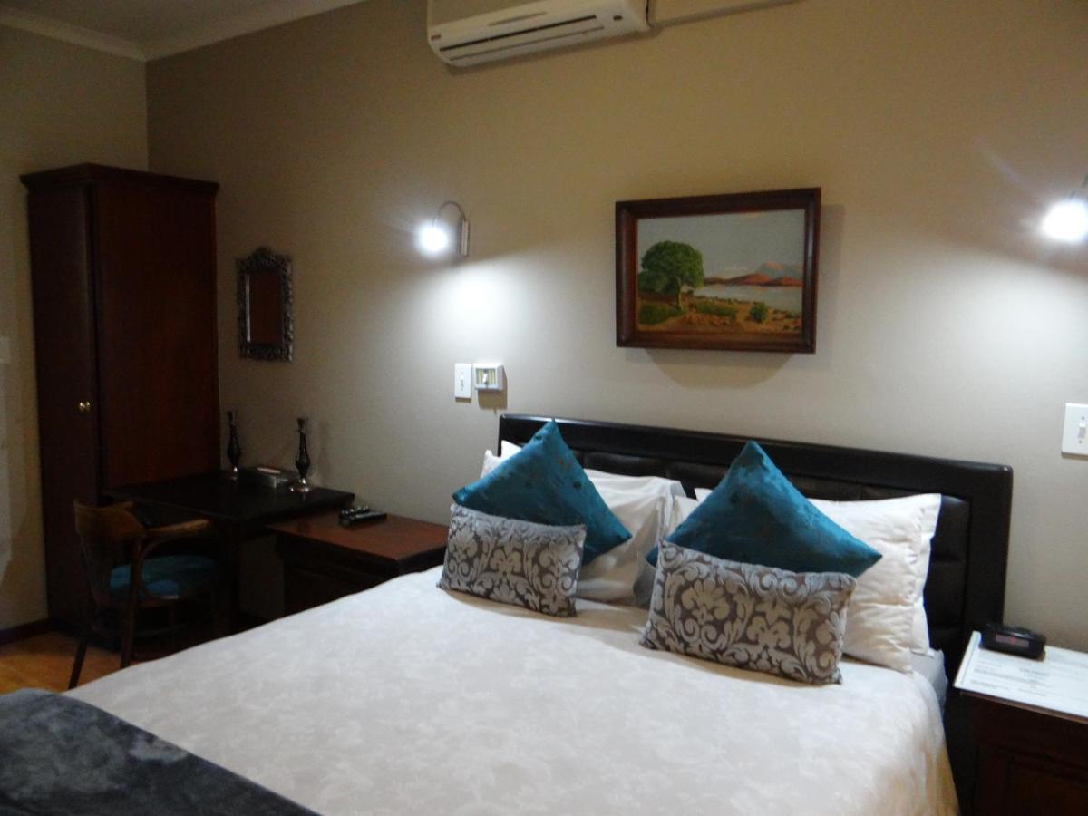 La Paix Guesthouse Beaufort West Esterno foto