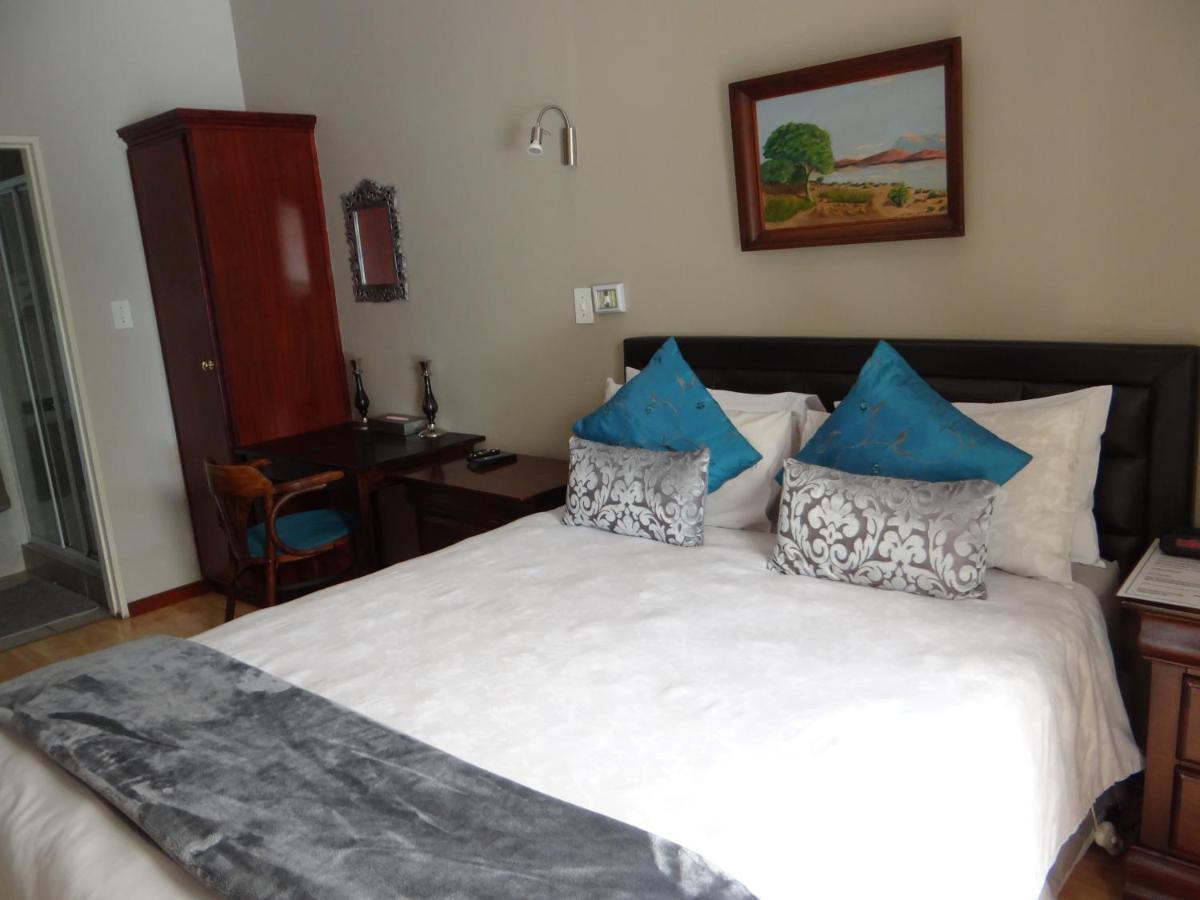 La Paix Guesthouse Beaufort West Esterno foto